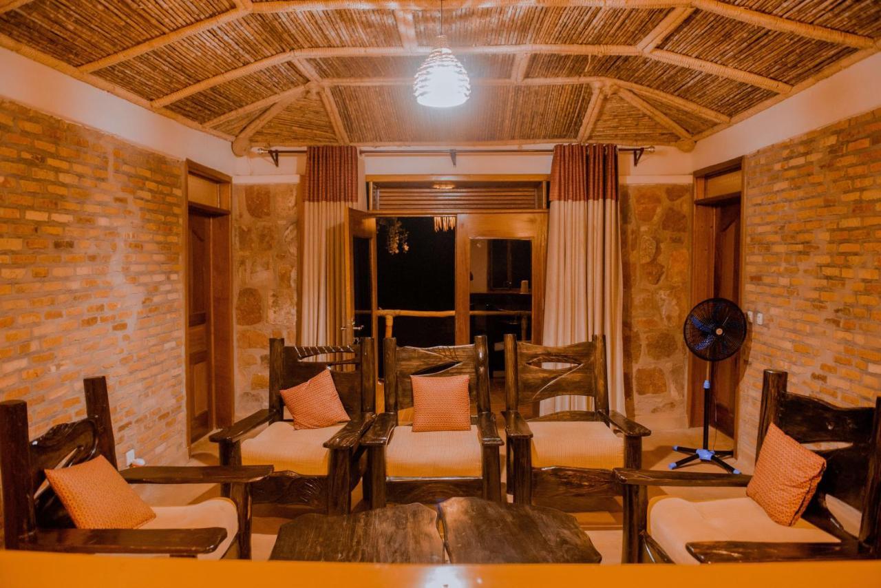 Akagera Transit Lodge Exterior foto