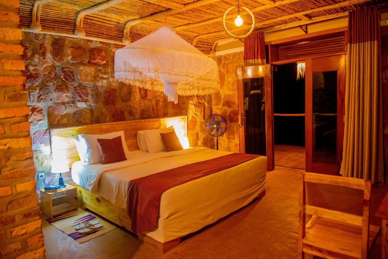 Akagera Transit Lodge Exterior foto